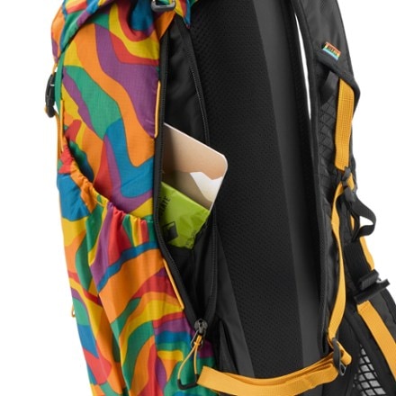 REI Co-op Flash 22 Pride Edition Pack PRIDE RIDGE MULTI