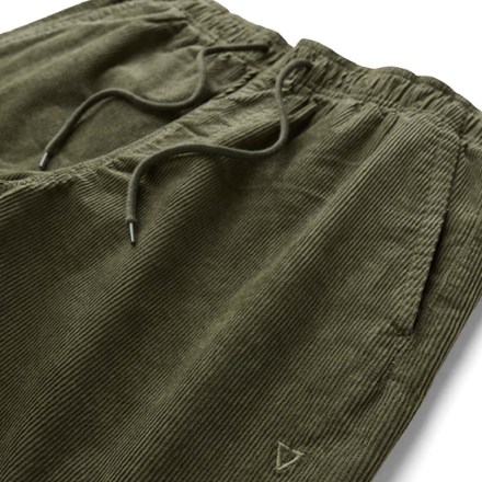 VISSLA No See Ums Cord Eco 17" Elastic Walkshorts - Men's 3