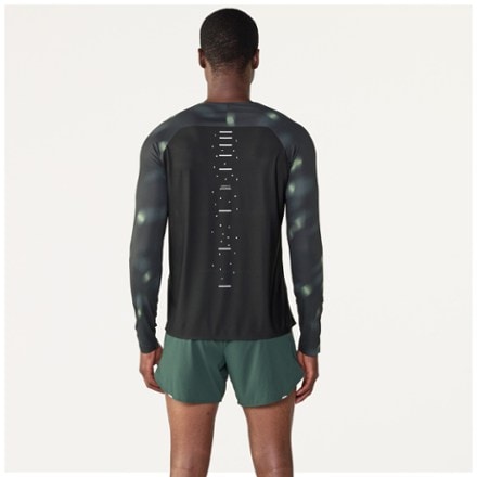 On Performance Long-T Lumos - Men's 2