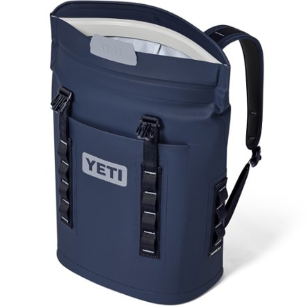 YETI Hopper M12 Backpack Soft Cooler 4