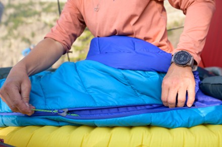 Therm-a-Rest Space Cowboy 45F/7C Sleeping Bag | REI Co-op