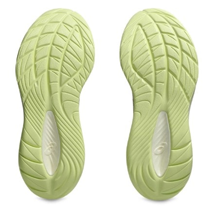 ASICS GEL-Cumulus 27 Road-Running Shoes - Women's 4