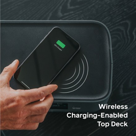 BioLite BaseCharge 600 Portable Power Station 8