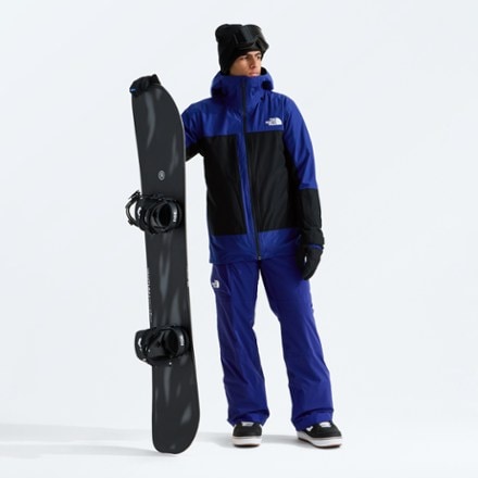 The North Face ThermoBall Eco Snow Triclimate 3-in-1 Jacket - Men's 2