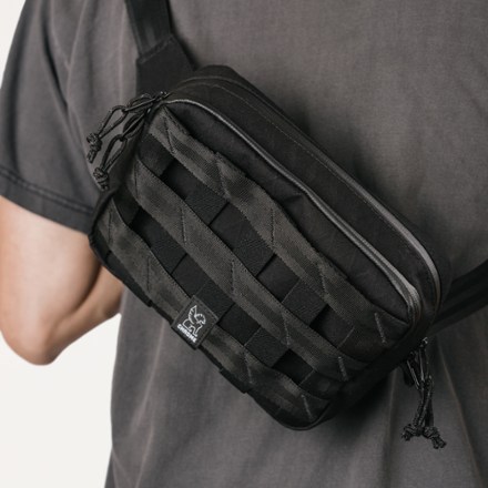 Chrome Barrage 5 L Sling Bag 7