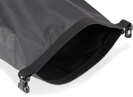 Revelate Designs Saltyroll Handlebar Bag 1