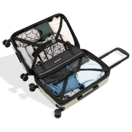 Sherpani Meridian 22" Carry-On Hardside Wheeled Luggage 4