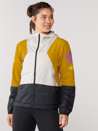 The North Face Trailwear Wind Whistle Jacket - Women's 1