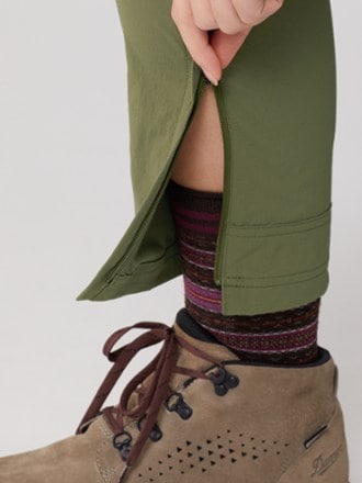 REI Co-op Sahara Convertible Pants - Women's 6
