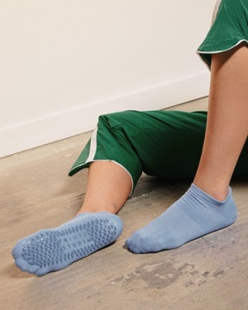 Location Image for Union Full Foot Grip Socks - Women's