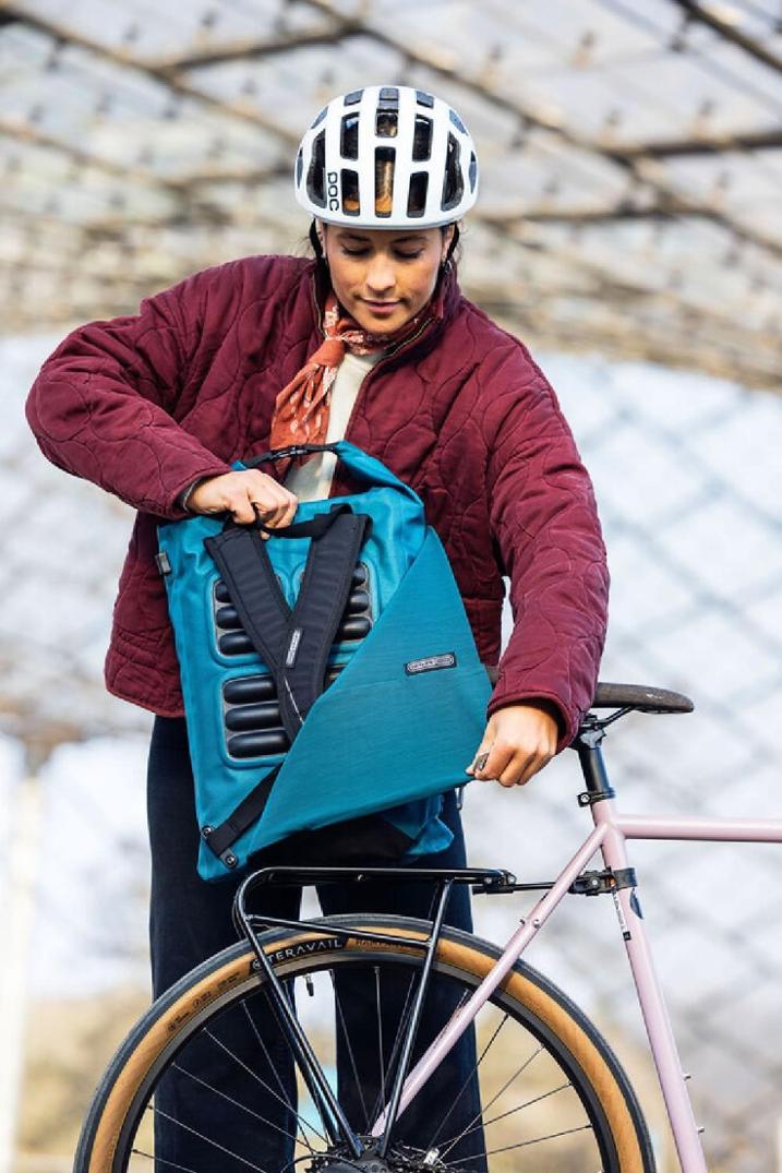 Location Image for Vario Lite Pannier - 22L - Single