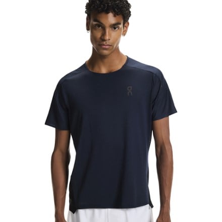 On Performance-T Shirt - Men's 6