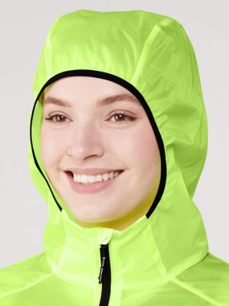 The North Face Summit Series Superior Wind Jacket - Women's 4