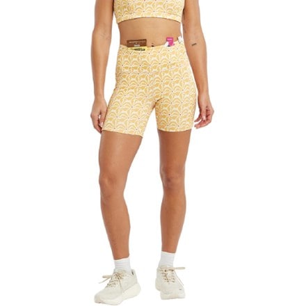 Oiselle Pockito 6" Shorts - Women's 3