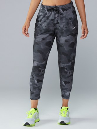 women's nike camo sweatpants