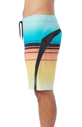 O'Neill Superfreak 20" Board Shorts - Men's 2