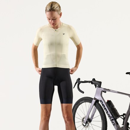 PEARL iZUMi Red Cycling Jersey - Women's 7