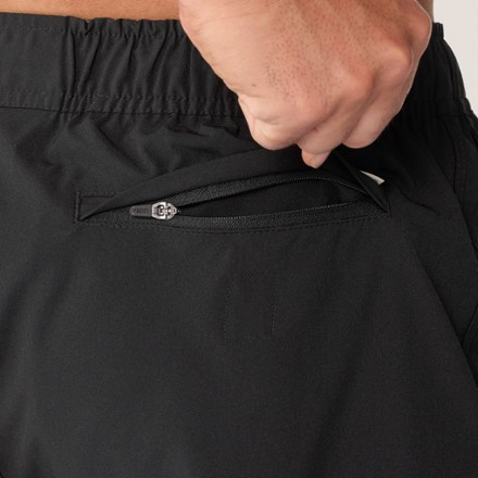 Vuori Banks Shorts - Men's 7" Inseam 4