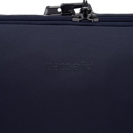 Pacsafe X Urban Sling 9