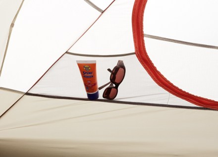 pocket with prop (Applemint)