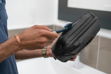 Peak Design Wash Pouch 9
