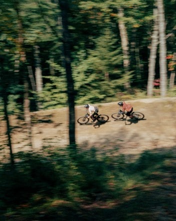 Location Image for MTB Signature Tech Bike Shorts - Women's