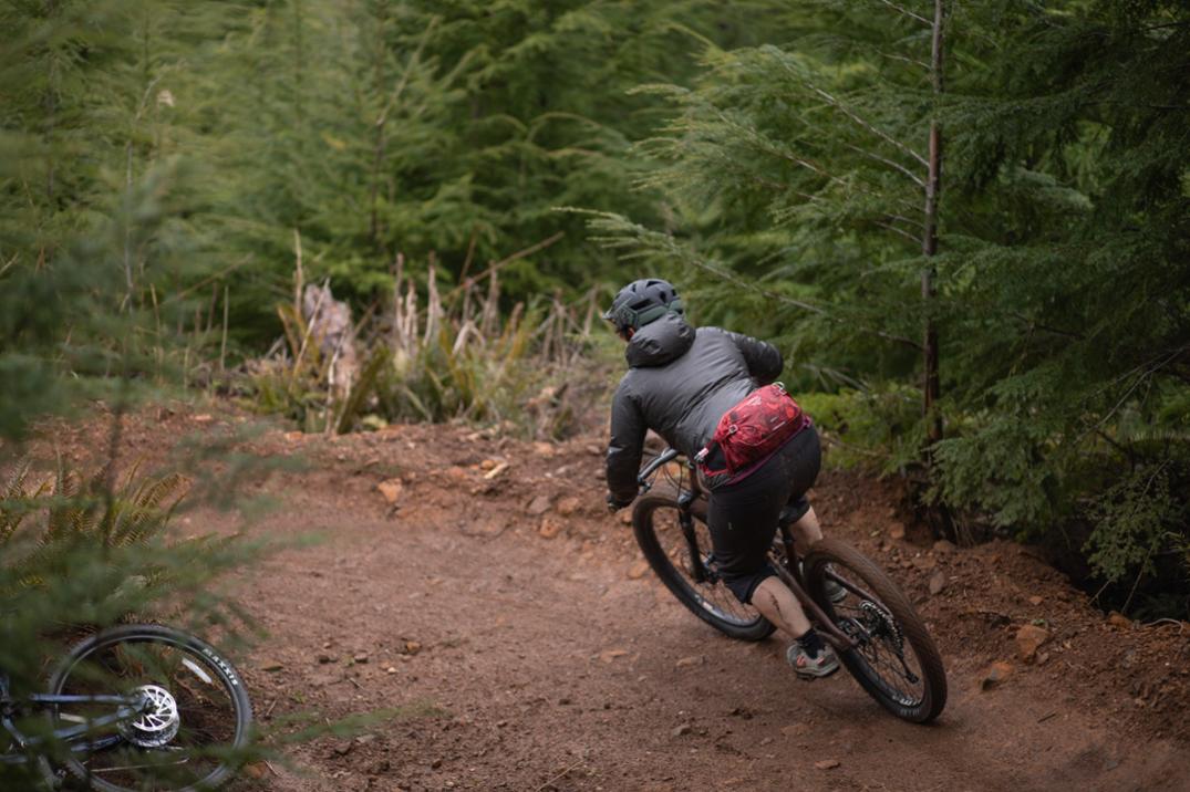 Location Image for Seral 4 Hydration Waist Pack