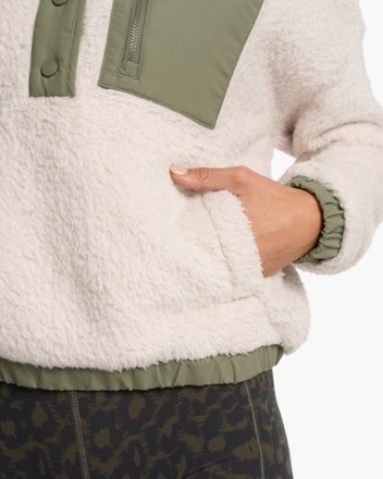 Vuori Cozy Sherpa Fleece Popover - Women's 7