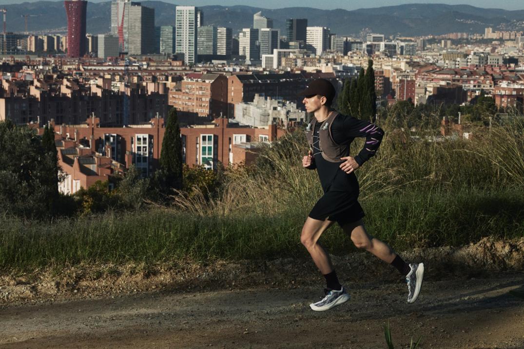 Location Image for Aero Glide 4 GRVL Trail-Running Shoes - Men's