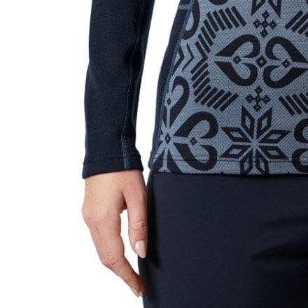Helly Hansen LIFA Merino Midweight Graphic Base Layer Crew Top - Women's 8