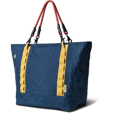 Nomadix 26 L DayTripper Tote 0