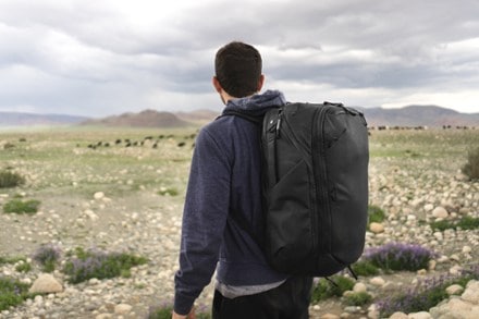 Peak Design Travel Pack - 45 L 10