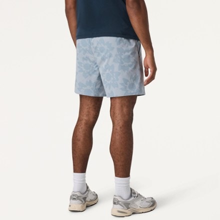 Vuori Maverick Volley Lined Shorts - Men's 2