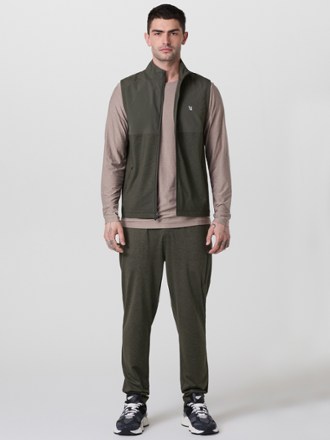 Vuori Sunday Element Vest - Men's 3