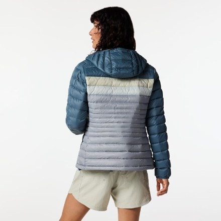 Cotopaxi Fuego Hooded Down Jacket - Women's 3
