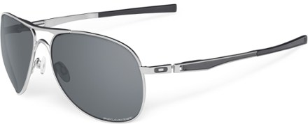 oakley plaintiff aviator