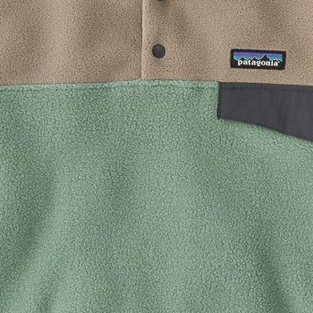 Swatch Image of color Ellwood Green