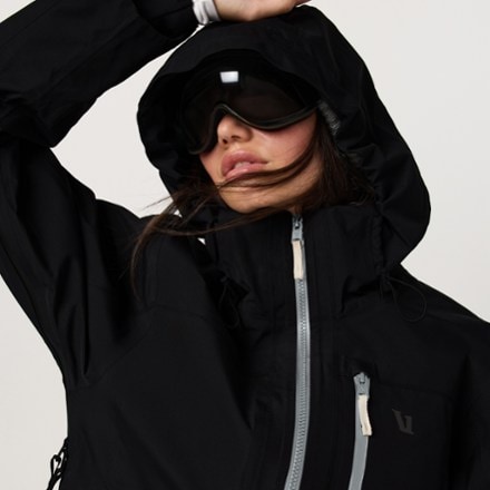 Vuori Taika Shell Jacket - Women's 4