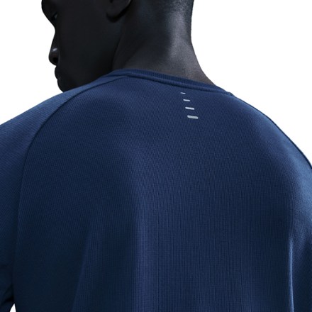 Nike Stride Waffle Crew Shirt - Men's 5