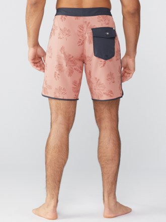 Vuori Cruise Board Shorts - Men's 18.5" Outseam 2