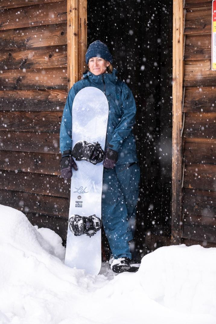 Location Image for Cortado Snowboard - Women's - 2024/2025
