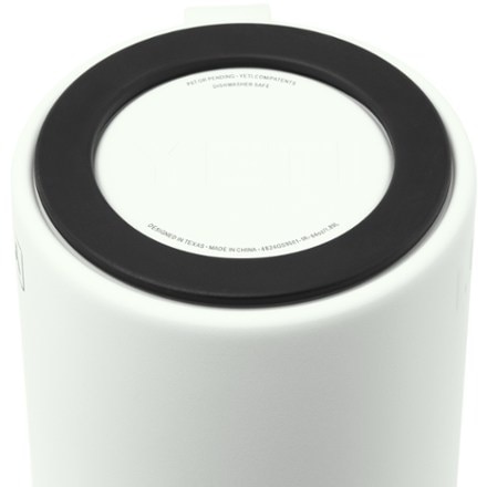 YETI Rambler Pitcher 5