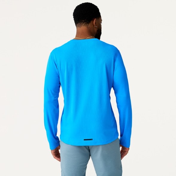 On Body Image of color Cyber Blue