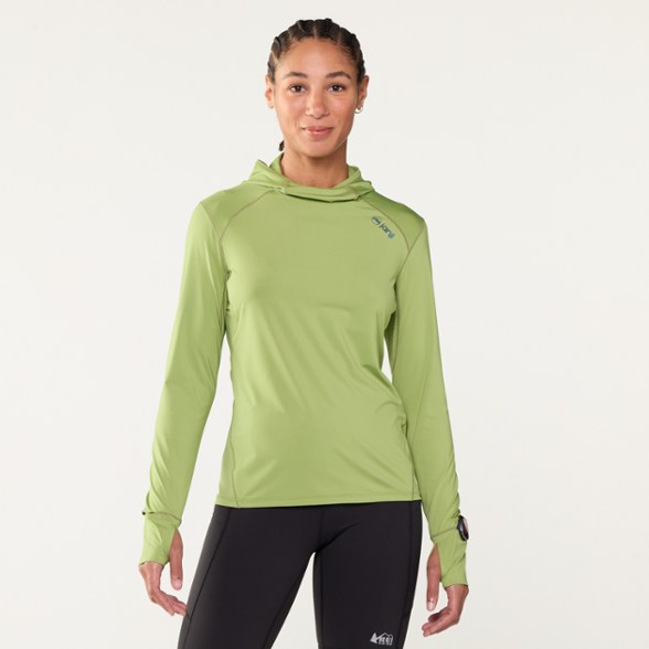 Model info: Height: 5' 9" | Waist: 27" | Wearing size: S