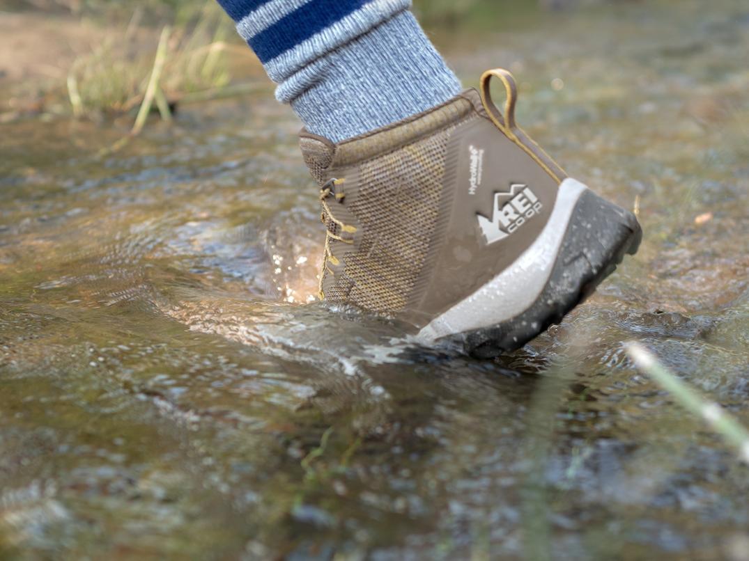 Location Image for Flash Hiking Boots - Women's