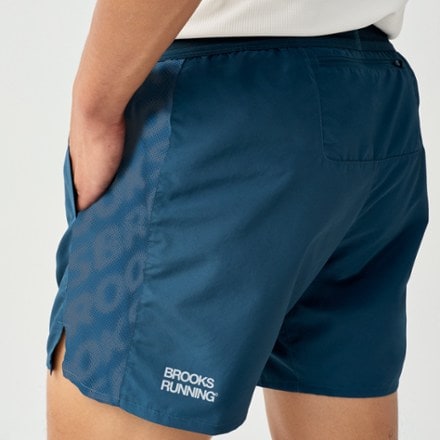 Brooks Dash Reflective Shorts 6" - Men's 2