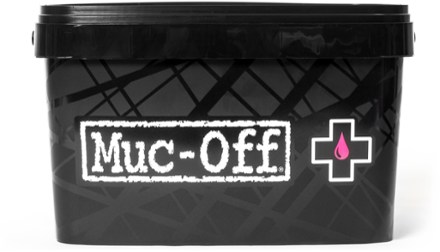 Muc-Off 8-in-1 Bicycle Cleaning Kit 1