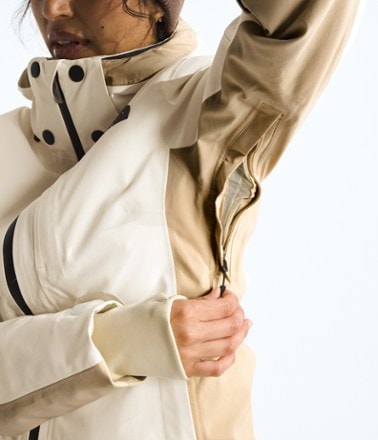 The North Face Lenado Insulated Jacket - Women's 5