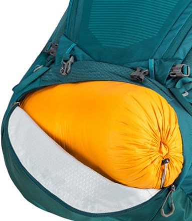Gregory Deva 60 Pack - Women's Sleeping bag compartment (Antigua Green)