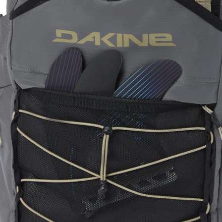 DAKINE Mission Surf DLX Wet/Dry Rolltop Pack - 35 L 4